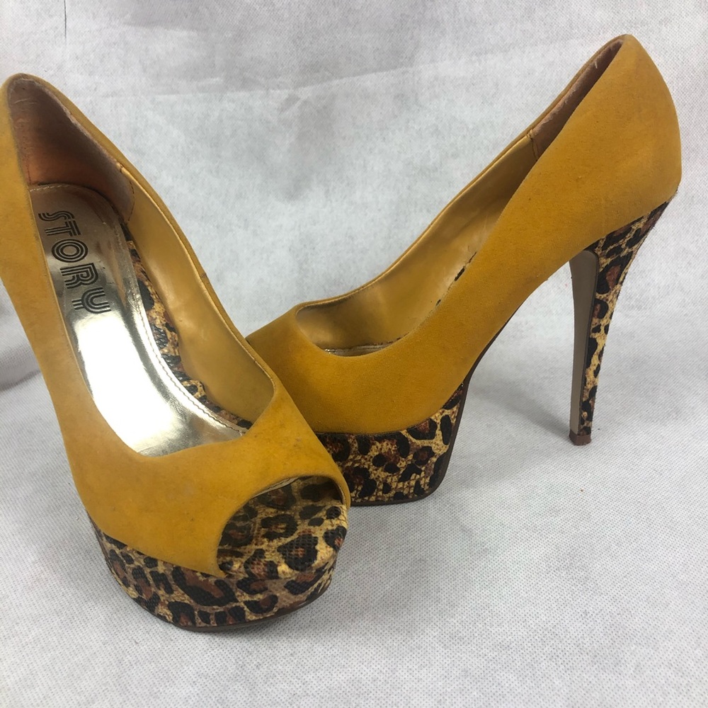 🍍   Story heels